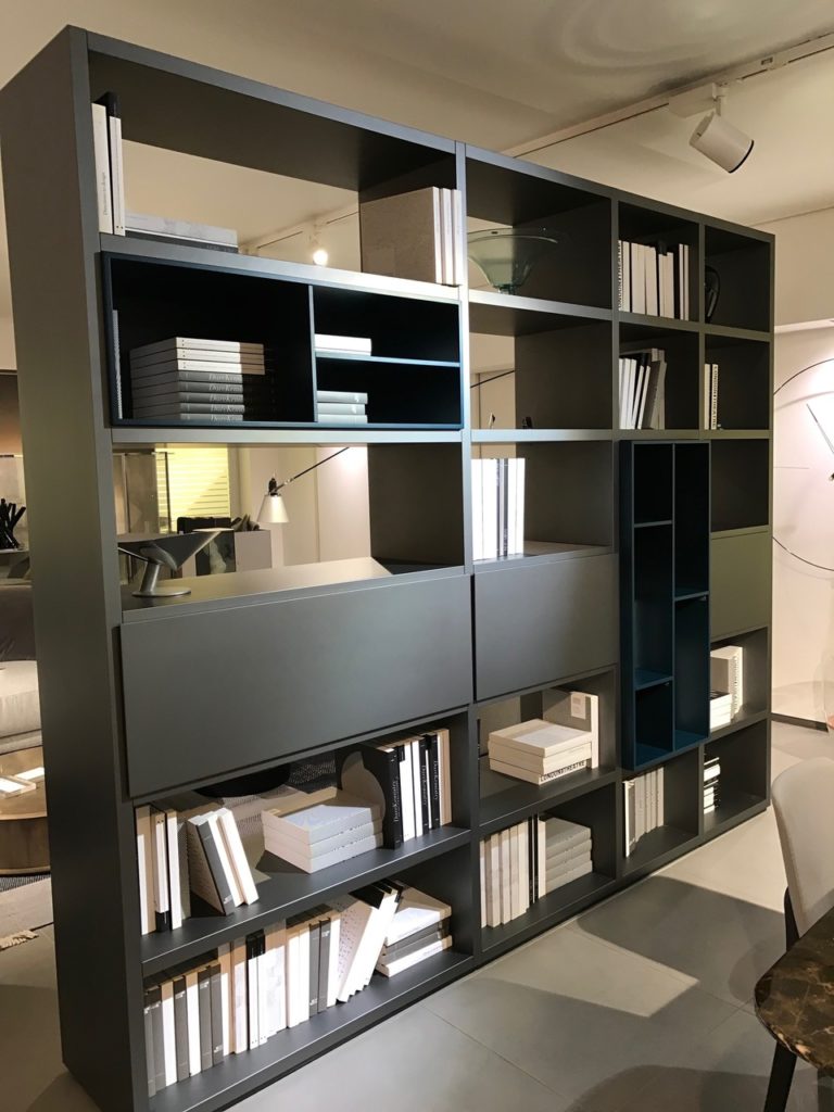 BIBLIOTHEQUE ``WALL SYSTEM`` de POLIFORM