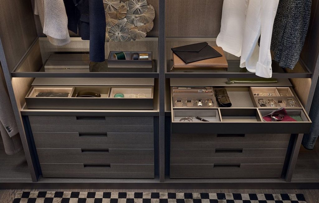 ARMOIRE POLIFORM